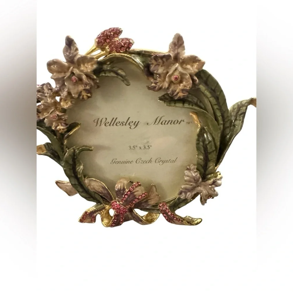 Vintage Wellesley Manor 3.5